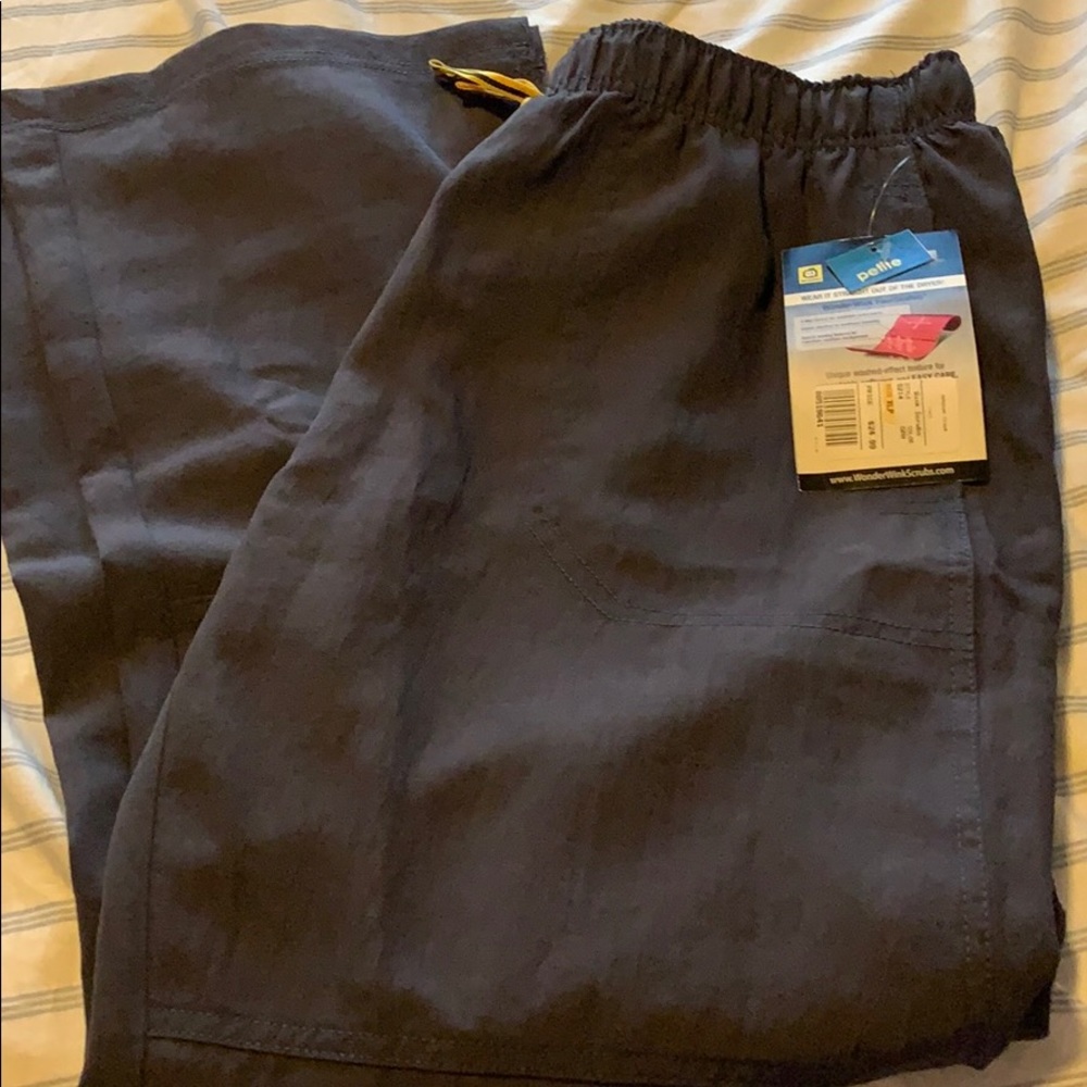 Wonder wink scrub pants